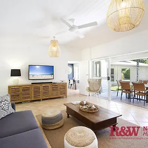 Modern Oasis In Noosa Heads Noosa Heads